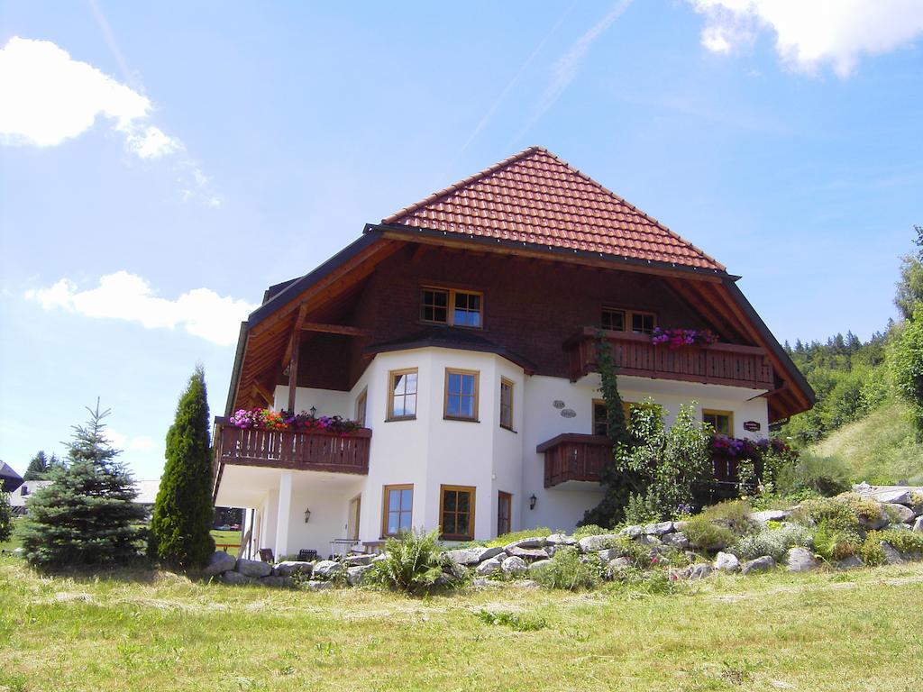 Hubertus Lodge Ibach Exterior photo