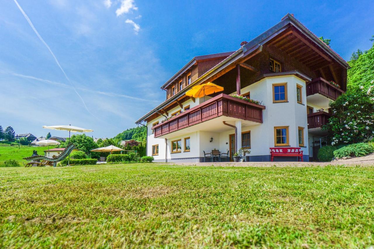 Hubertus Lodge Ibach Exterior photo