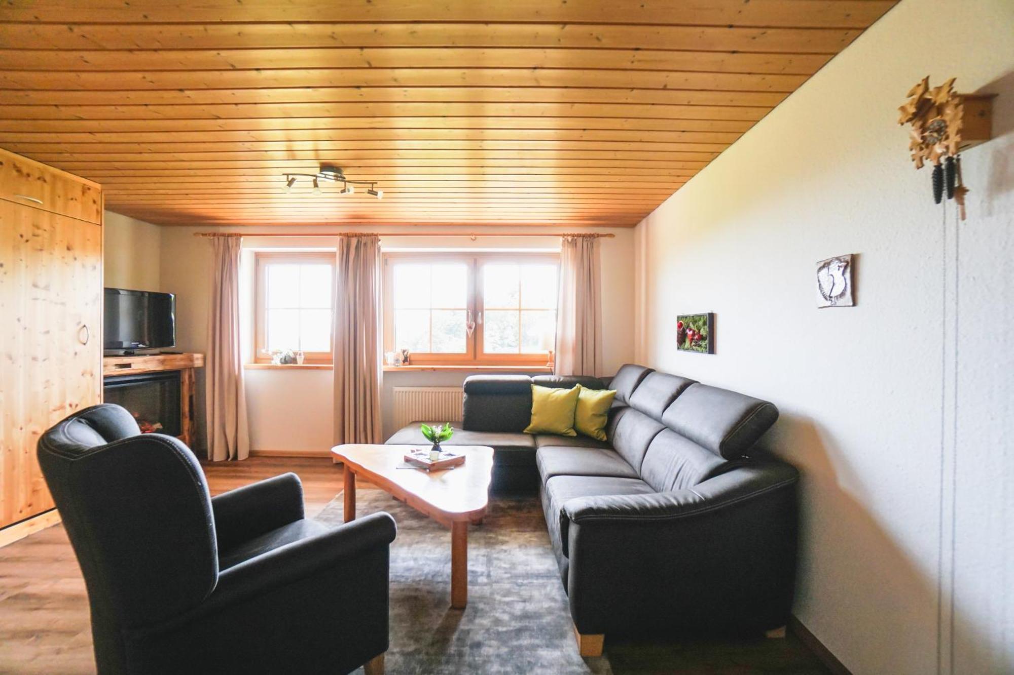 Hubertus Lodge Ibach Room photo